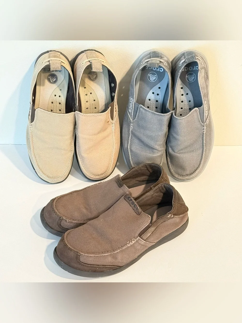 Men’s Lot Of Crocs Size 8 Loafers Santa Cruz & Walu Slip On Gray And Brown